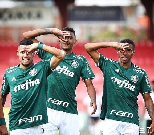 国际赛事中 国际赛事中